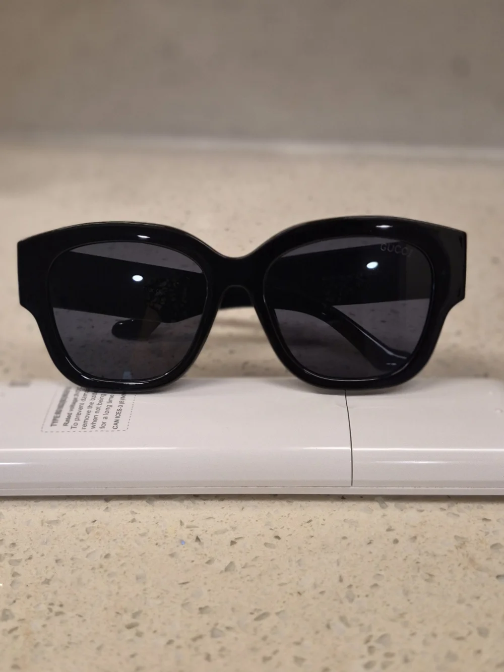 Gucci Black Women's Oversized Sunglasses with Dark Gray Lenses